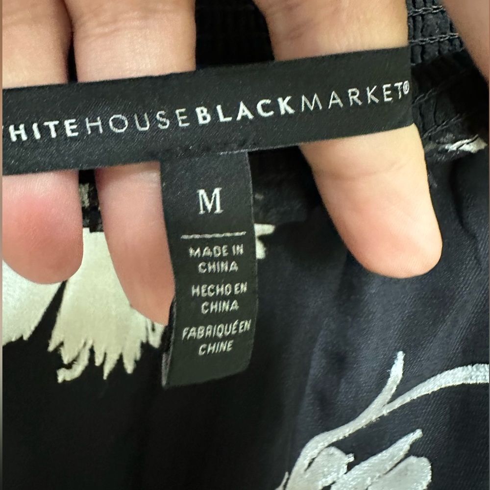 White House black market blouse - Picture 5 of 6